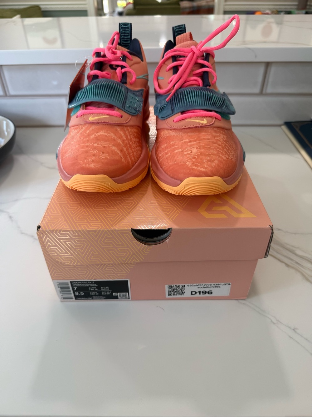 Nike Zoom Freak 3 Crimson Bliss/Thunder Blue NIB - Picture 3 of 10